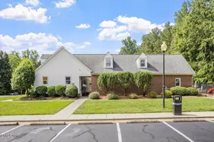 305 Wyndham Dr, Chapel Hill, NC 27516 - Photo 53