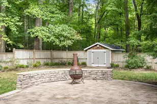 305 Wyndham Dr, Chapel Hill, NC 27516 - Photo 13