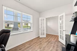 2570 Summersby Dr, Mebane, NC 27302 - Photo 5