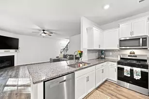 2570 Summersby Dr, Mebane, NC 27302 - Photo 5