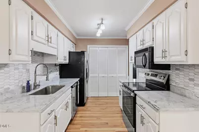 4536 Hamptonshire Drive, Raleigh, NC 27613 - Photo 11