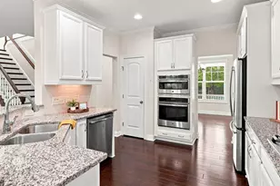 232 Turner Oaks Dr, Cary, NC 27519 - Photo 11
