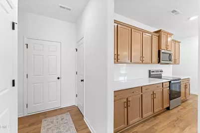 92 N District Avenue N, Clayton, NC 27527 - Photo 11