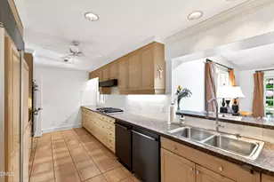 325 Buncombe St, Raleigh, NC 27609 - Photo 21