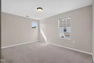 512 Stapleford Ln, Fuquay-Varina, NC 27526 - Photo 17