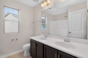 512 Stapleford Ln, Fuquay-Varina, NC 27526 - Photo 25