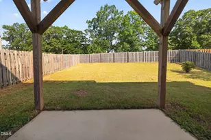 512 Stapleford Ln, Fuquay-Varina, NC 27526 - Photo 21