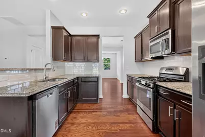 512 Stapleford Lane, Fuquay-Varina, NC 27526 - Photo 9