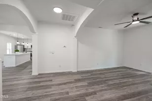309 Stetson St, Clinton, NC 28328 - Photo 11