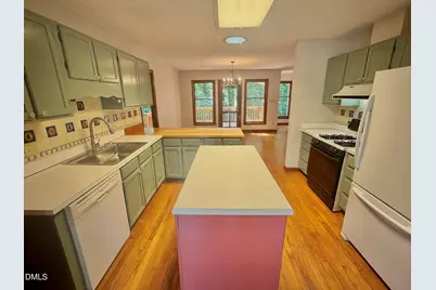 6 Burnwood Place, Chapel Hill, NC 27517 - Photo 7