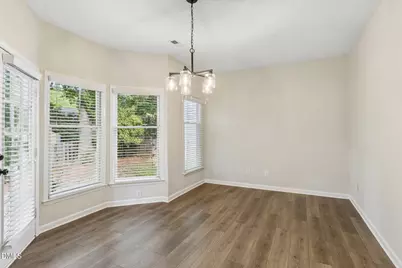12305 Inglehurst Drive, Raleigh, NC 27613 - Photo 9