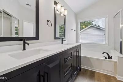 12305 Inglehurst Drive, Raleigh, NC 27613 - Photo 15