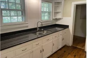 510 E Rose St, Smithfield, NC 27577 - Photo 7