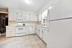 5805 Morning Forest Dr, Raleigh, NC 27609 - Photo 33