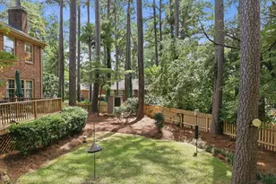 5805 Morning Forest Dr, Raleigh, NC 27609 - Photo 13
