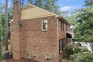 5805 Morning Forest Dr, Raleigh, NC 27609 - Photo 9