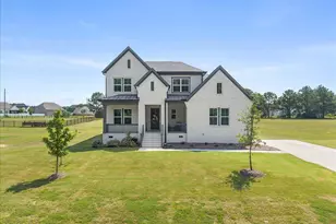 35 Scotland Dr, Youngsville, NC 27596 - Photo 1