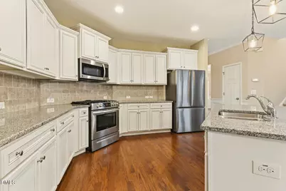 1104 Broadcreek Drive, Fuquay-Varina, NC 27526 - Photo 15