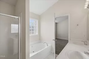 2124 Star Sapphire Dr, Raleigh, NC 27610 - Photo 31