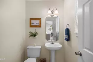 703 Midsummer Ln, Apex, NC 27502 - Photo 17