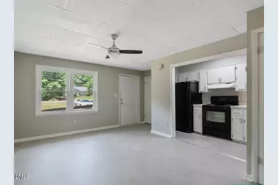 210 Colonial Drive, Fayetteville, NC 28301 - Photo 7