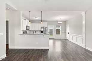 72 Leisure Ave, Four Oaks, NC 27524 - Photo 5