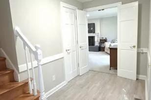 104 Eagle Ct, Cary, NC 27511 - Photo 3