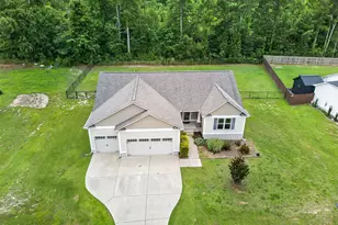 235 Highcroft Cir, Benson, NC 27504 - Photo 29
