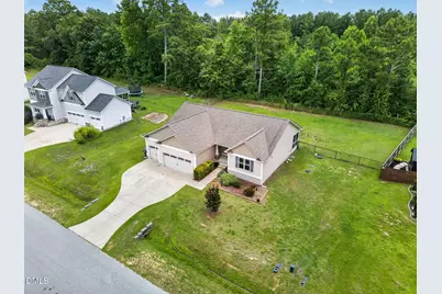 235 Highcroft Circle, Benson, NC 27504 - Photo 25