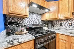 8640 Neuse Landing Ln, Raleigh, NC 27616 - Photo 7