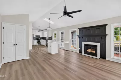 318 Davis Farm Drive, Selma, NC 27576 - Photo 3