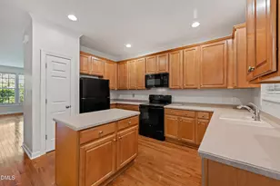 3645 Edgemont Dr, Raleigh, NC 27612 - Photo 7