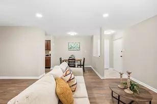 1008 Sandlin Pl, Raleigh, NC 27606 - Photo 9