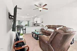 240 Yorktown Ln, Sanford, NC 27330 - Photo 5