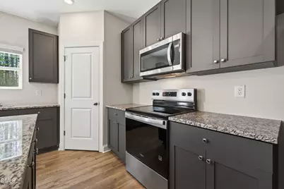 424 Barrington Ky Drive, Zebulon, NC 27597 - Photo 7
