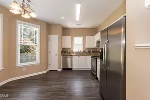 104 Hutson Ln, Clayton, NC 27527 - Photo 5