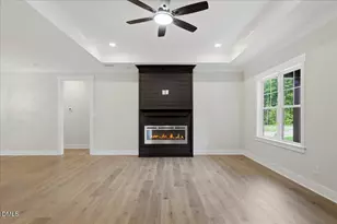 81 Birchtop Cir, Zebulon, NC 27597 - Photo 9