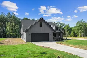 81 Birchtop Cir, Zebulon, NC 27597 - Photo 3