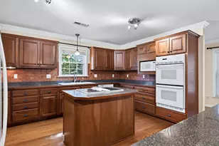 102 Bartholomew Rd, Louisburg, NC 27549 - Photo 17
