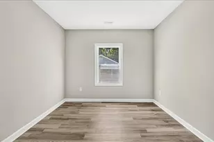 403 Spring Ct, Henderson, NC 27536 - Photo 17