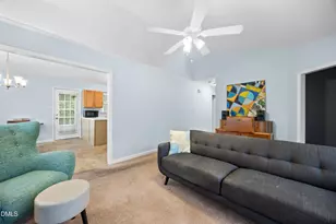 6 Bentwood Pl, Durham, NC 27703 - Photo 9