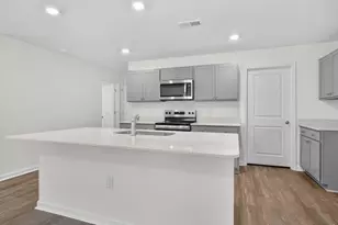 233 Olive Br St, Sanford, NC 27332 - Photo 7