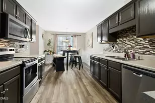 110 Walford Park, Clayton, NC 27520 - Photo 3