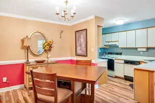 391 Summerwalk Cir, Chapel Hill, NC 27517 - Photo 7