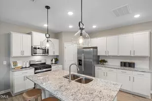 609 Branthurst Dr, Fuquay Varina, NC 27526 - Photo 3