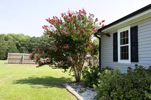 2705 Stageline Dr, Raleigh, NC 27603 - Photo 5