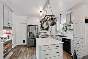 104 Acadia Ct, Cary, NC 27513 - Photo 23