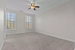 10410 Sablewood Dr, Raleigh, NC 27617 - Photo 17