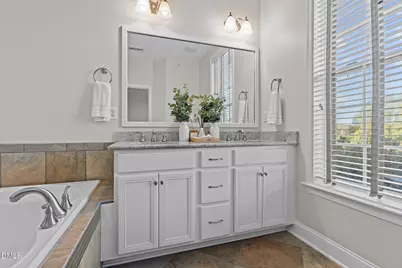 10410 Sablewood Drive, Raleigh, NC 27617 - Photo 19