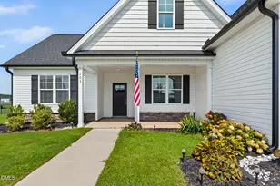 203 Tuscany Cir, Princeton, NC 27569 - Photo 3